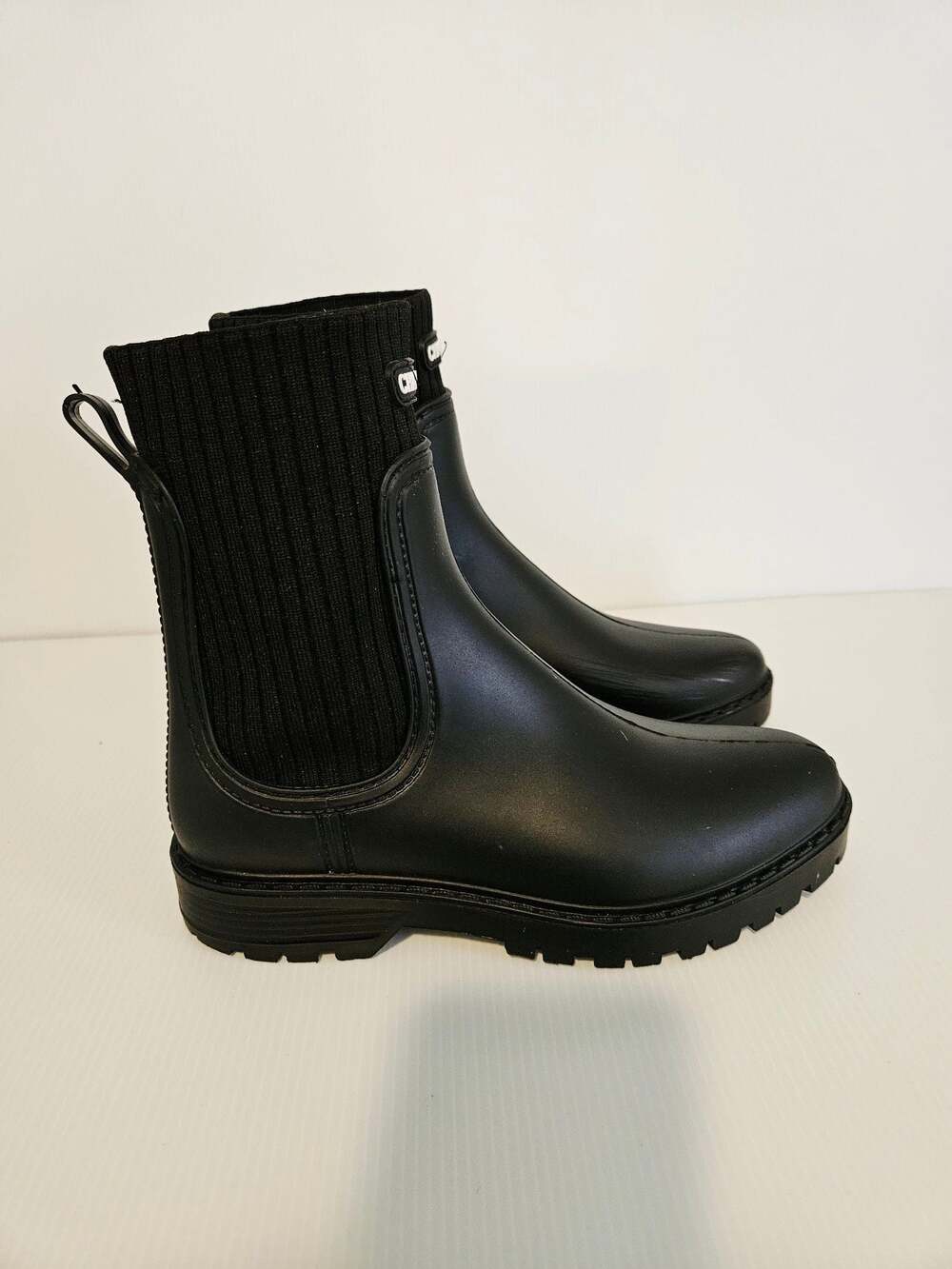 CHAOMIQU Women's Mid-Calf Black Waterproof Rain Boots with Ribbed Knit Cuff - Picture 6 of 11